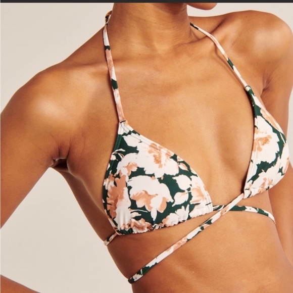 Abercrombie and Fitch women’s bikini top xsmall TOP ONLY - Picture 3 of 12
